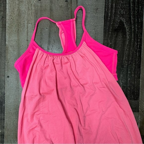 Lululemon Athletica Vibrant Pink No Limits Tank Top size 6 - Picture 2 of 8
